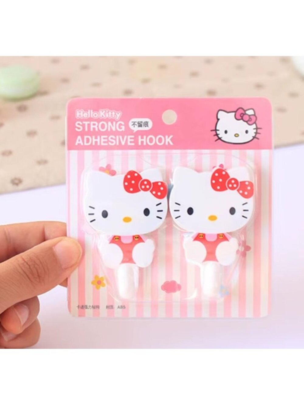 Hello Kitty Adhesive Hooks Set – Kawaii Strong Wall Hangers (2‑Pack)